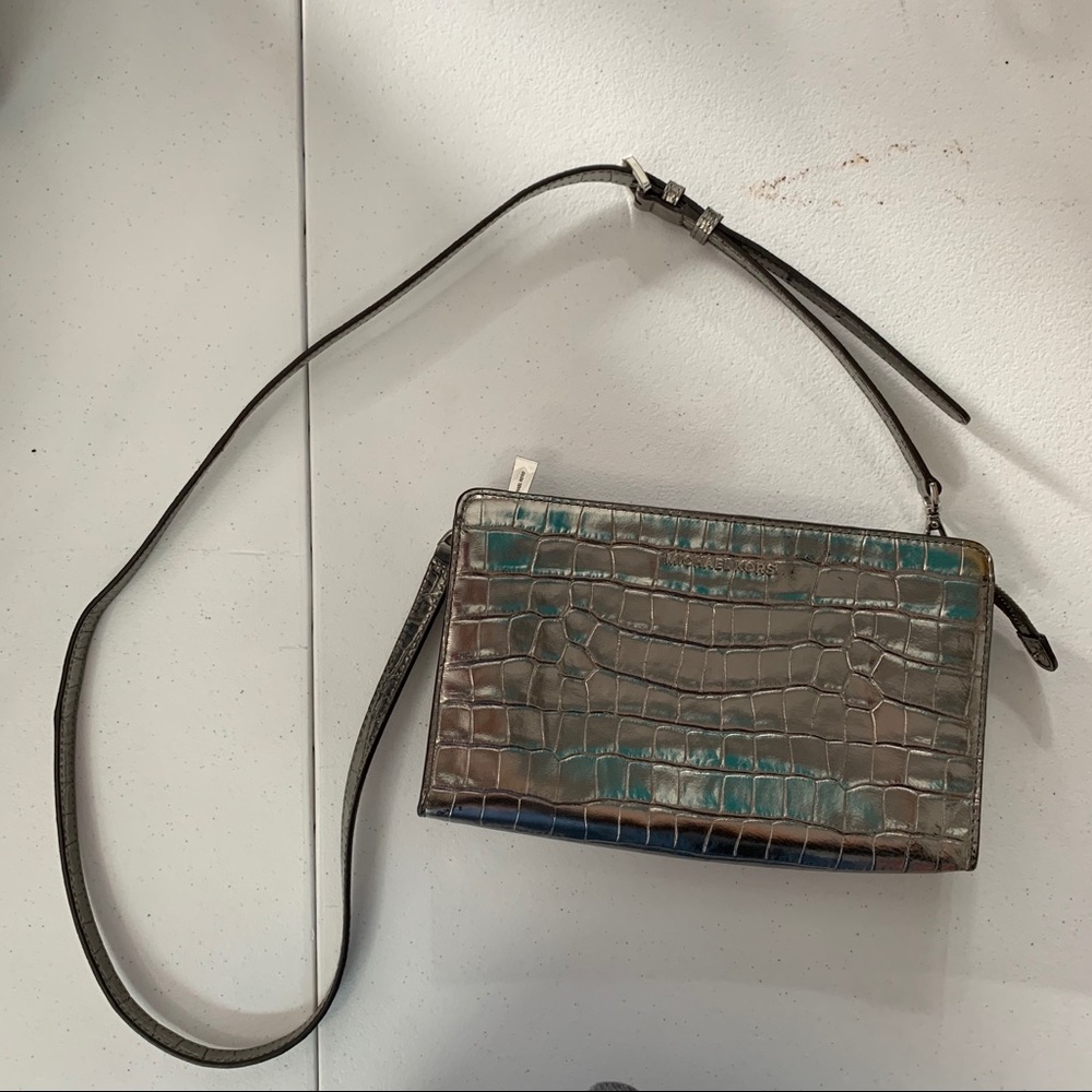AUTHENTIC MK SHOULDER BAG